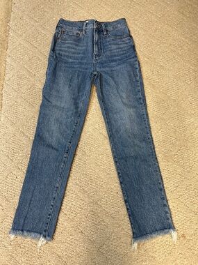 Madewell Perfect Vintage Jean 26 High Rise Raw Hem Distressed Straight Leg